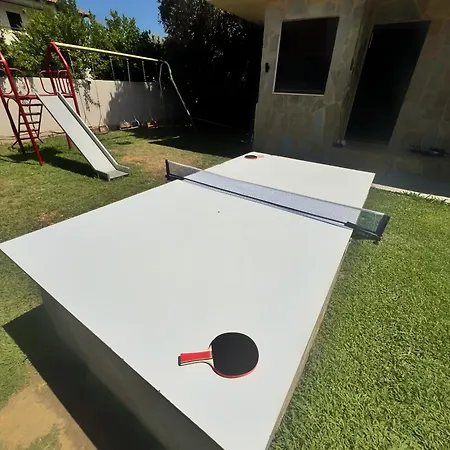 Rainbow 公寓式酒店 *